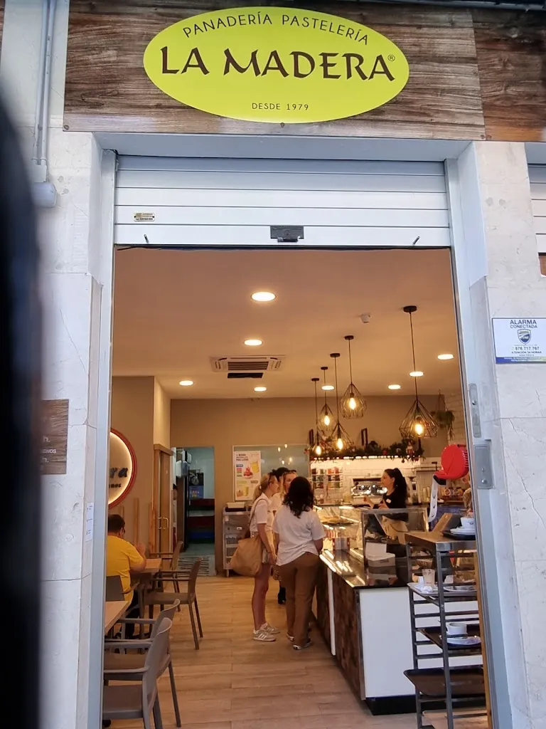 Asadero El Puente Gáldar restaurant in Gáldar