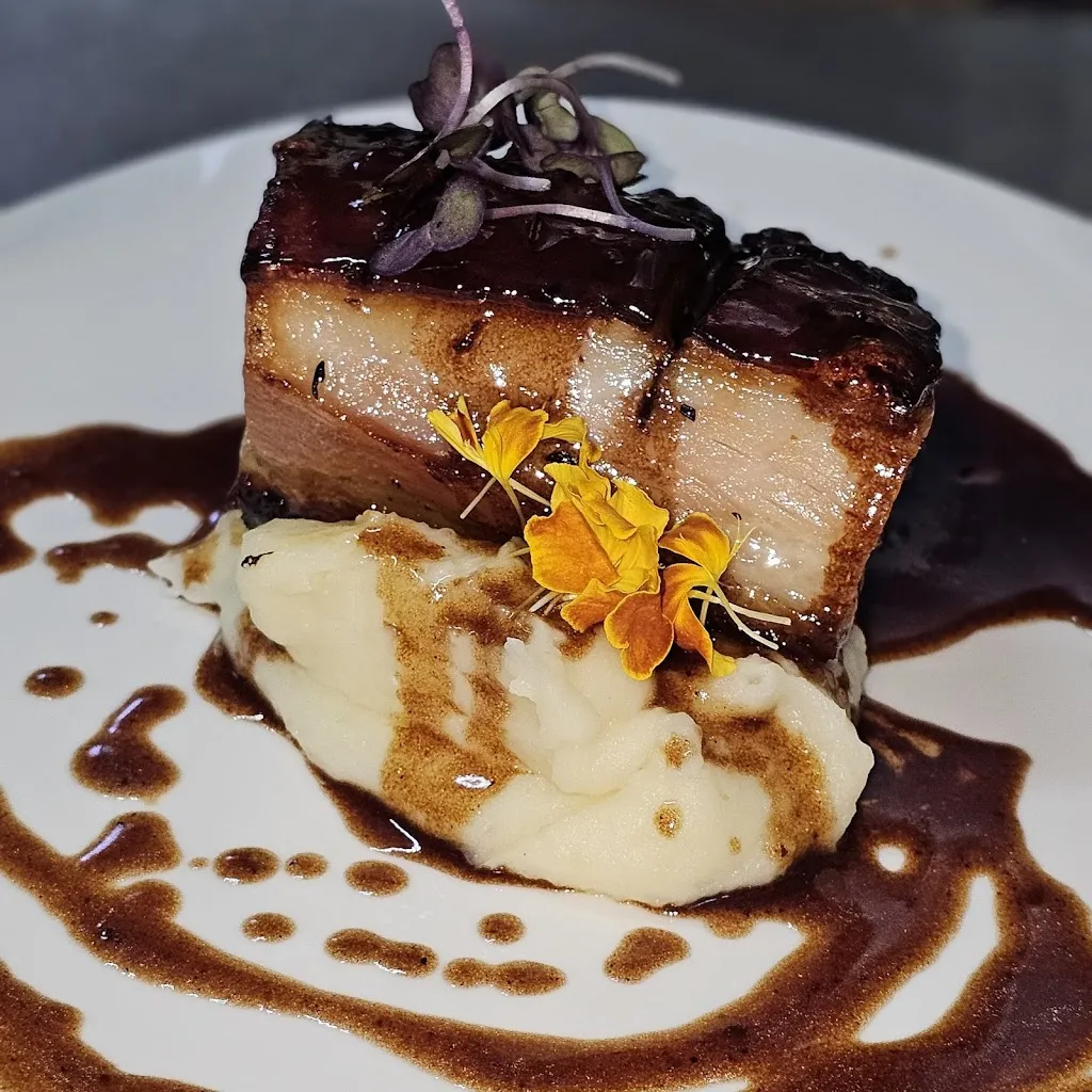 R&R Tasca Gourmet_Lomo de Arico_slider_image_2