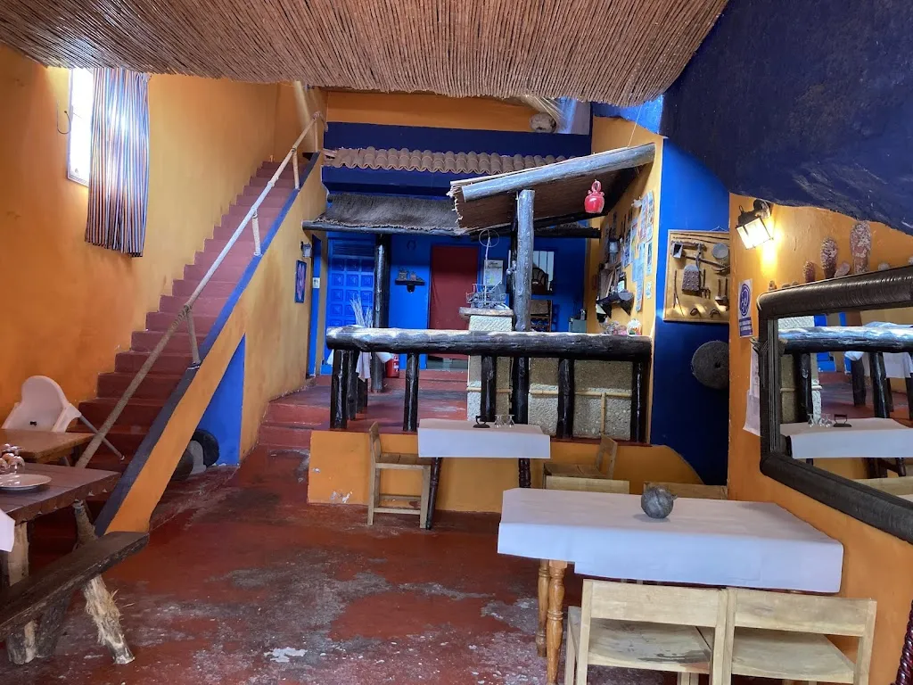 Restaurante Las Cuevas De Ramón_Lomo de Arico_slider_image_1