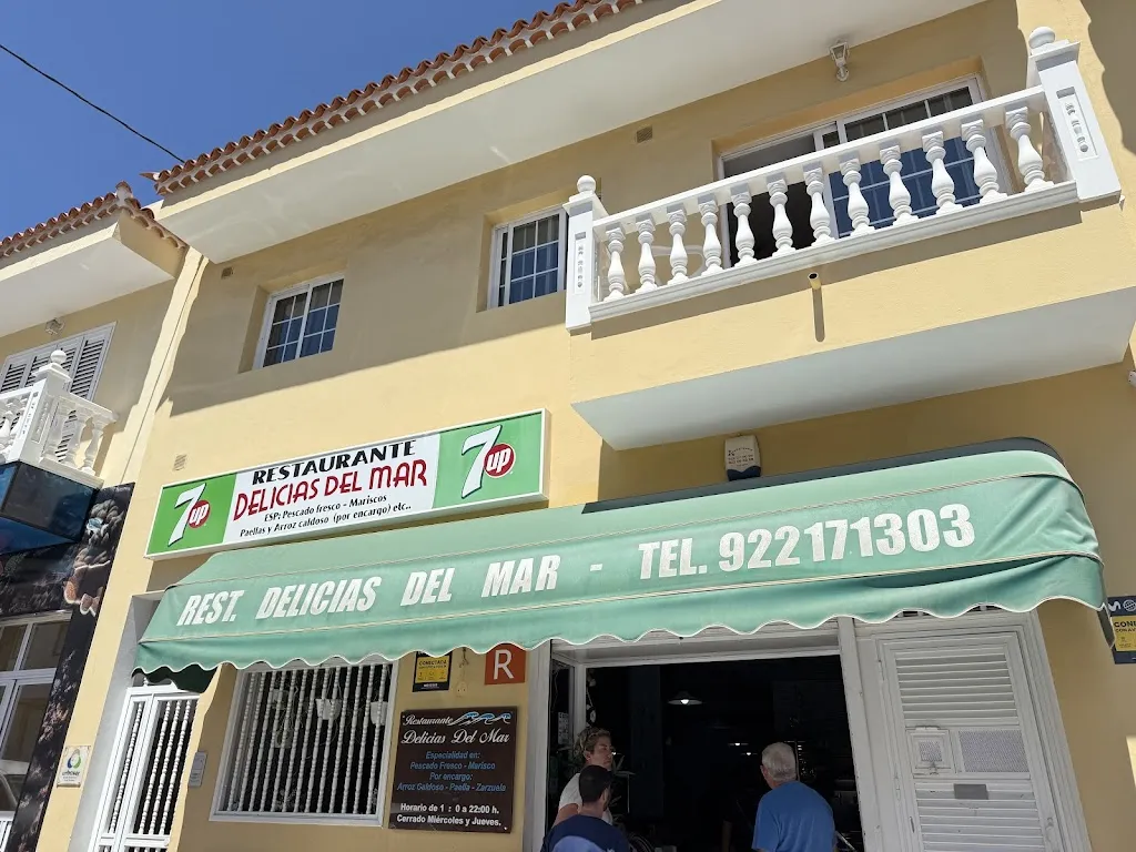 Delicias del Mar restaurant in Lomo de Arico