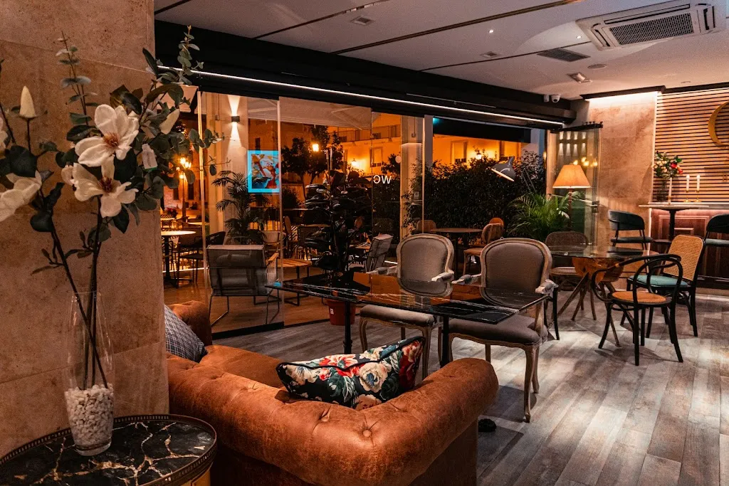 Basílica Brunch & Cocktails restaurant in Elche/Elx