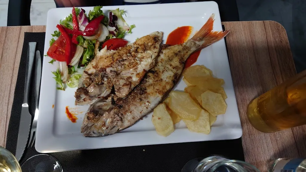 Familien Rasmussen_El farero NO ESTA_Lomo de Arico_review