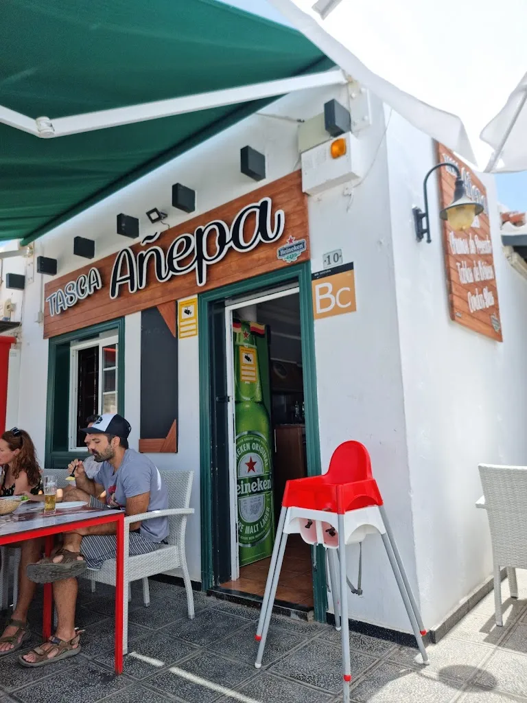 Tasca Añepa restaurant in Lomo de Arico