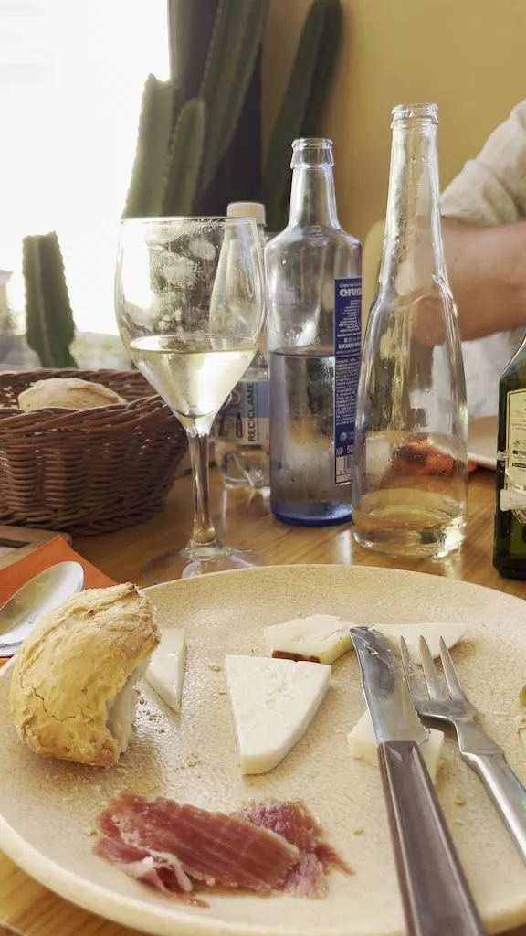 Nika_Restaurante Basilio_La Matanza de Acentejo_review