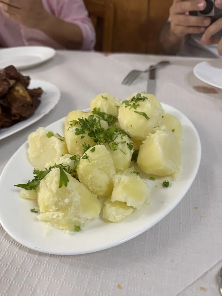 Eduardo Alvarez de Buergo_Bar Palma_La Victoria de Acentejo_review