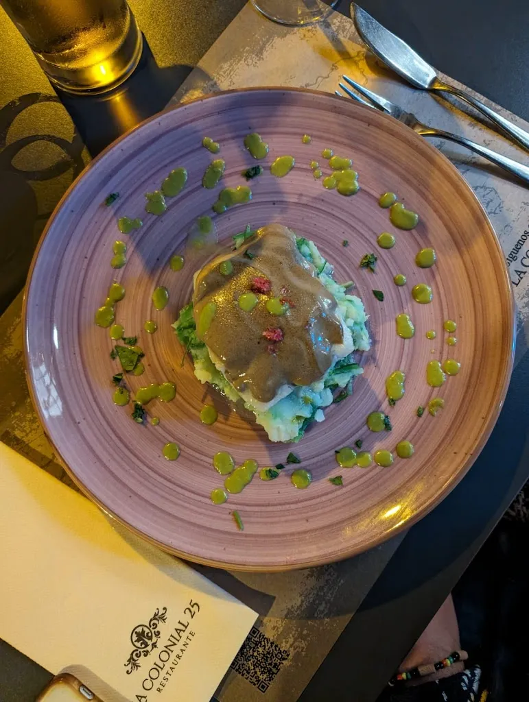 Jennifer Ji_La Colonial 25 Restaurante_Los Llanos de Aridane_review