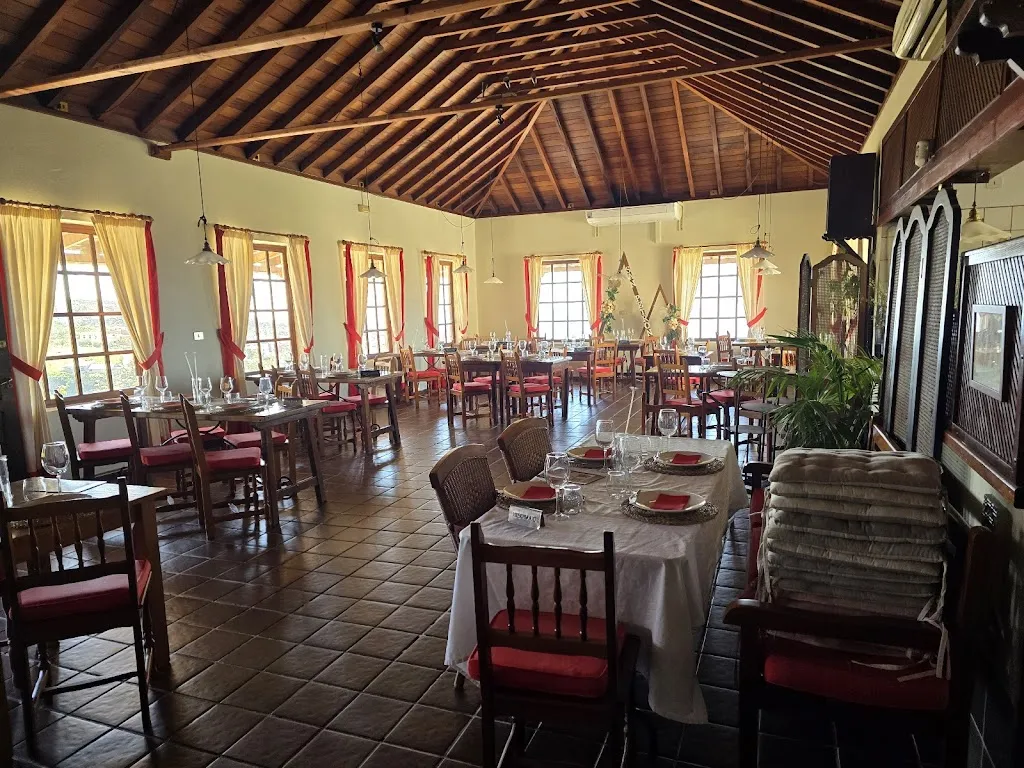 Restaurante san petronio_Los Llanos de Aridane_slider_image_1