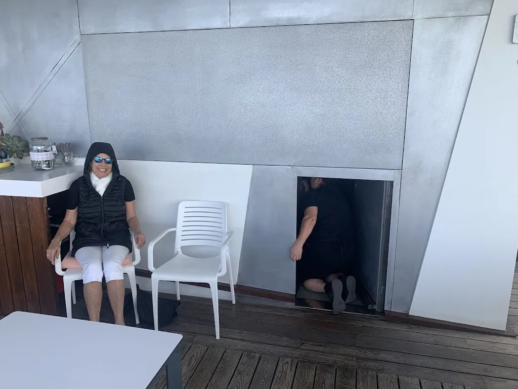 Someone withanemail_Kiosco 7_Los Llanos de Aridane_review