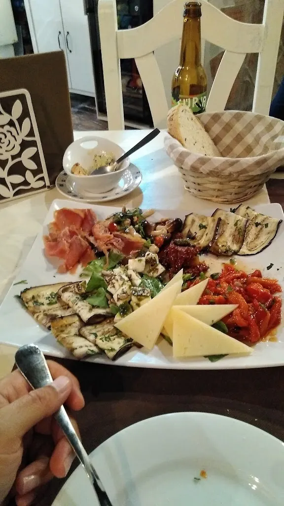 Menu_La Escuela_Los Silos_image_7