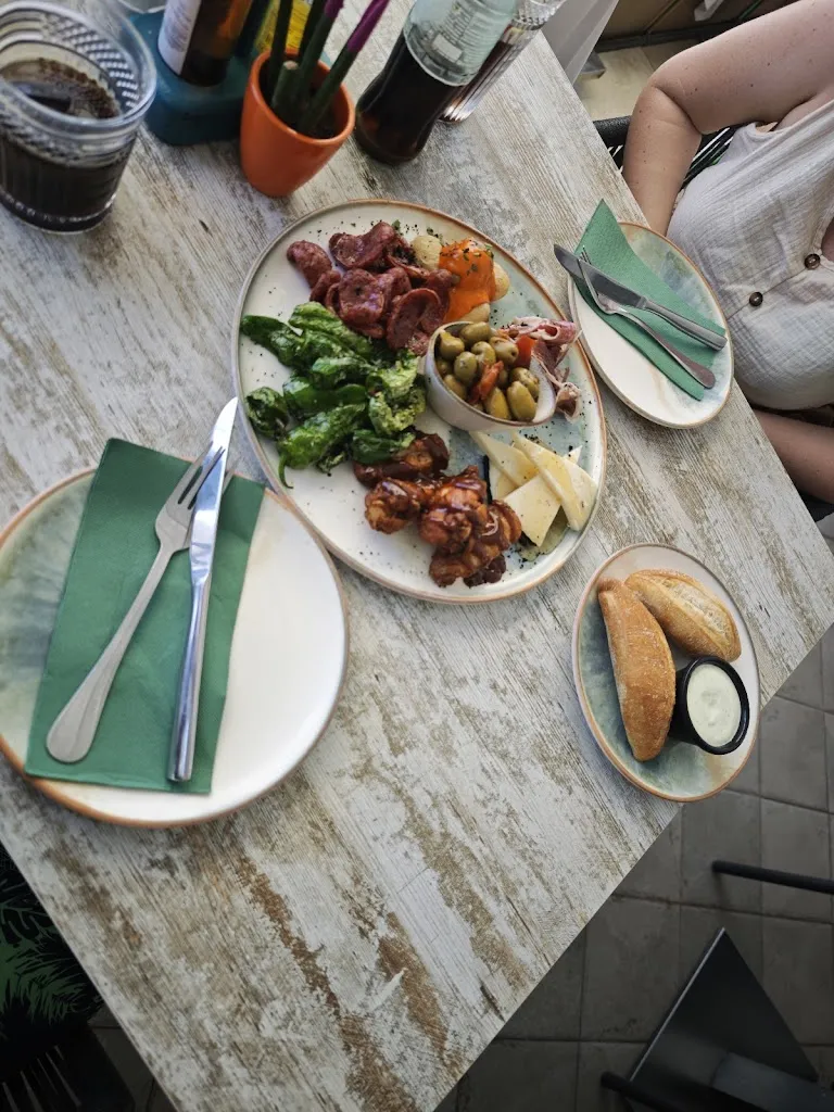 Lee Hambleton_Ahul Restaurante_Mogán_review