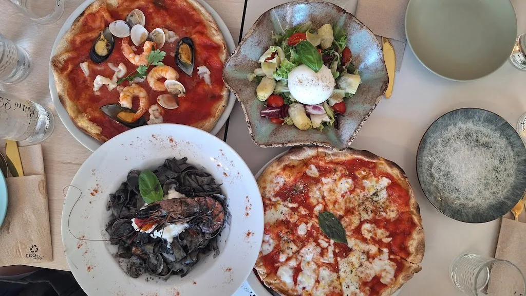 nathanea wong_BISTRO' 22_Los Gigantes_review