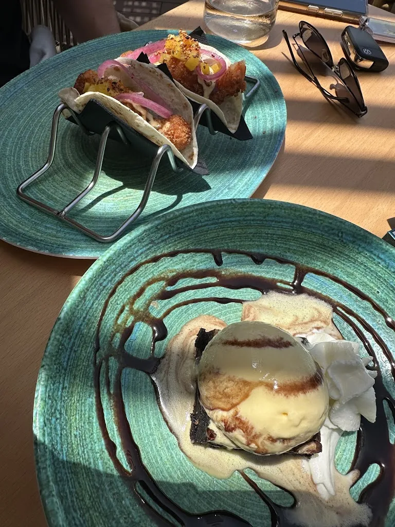 Tihomir Barotev_Restaurante Los Gigantes Beach Club_Los Gigantes_review