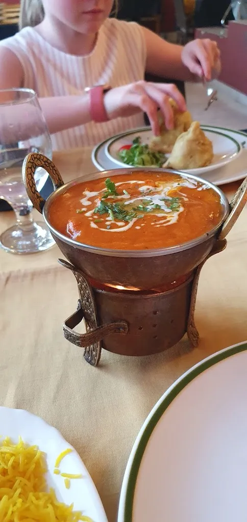 KIERAN FITZGERALD_Punjab Sizzling_Los Gigantes_review