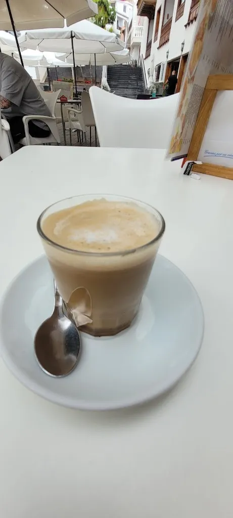 Mikey T_Restaurante Asturias_Los Gigantes_review