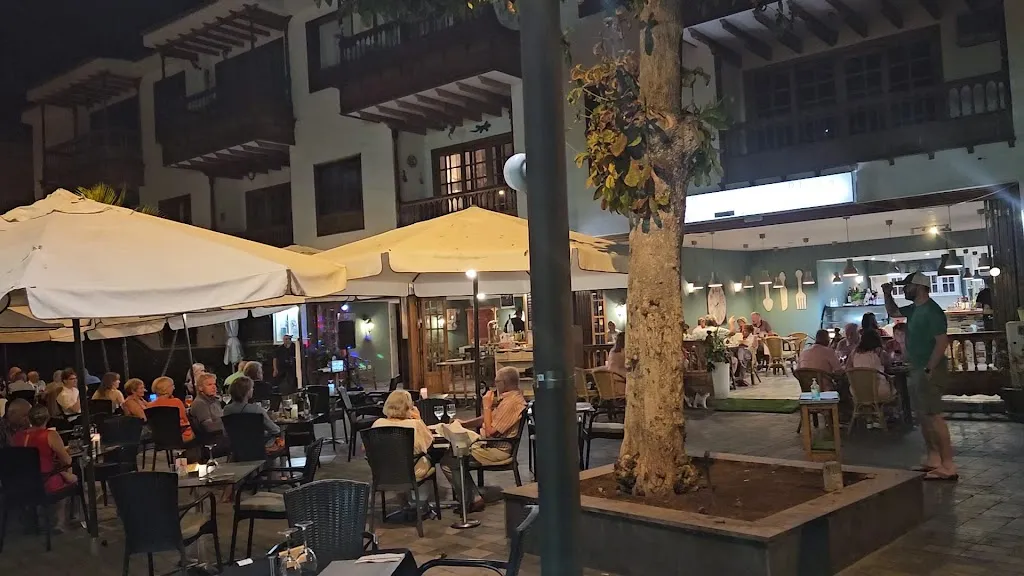 Restaurante Asturias_Los Gigantes_slider_image_2