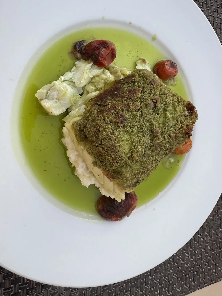 Mali Wedley_Fisherman's Inn_Los Gigantes_review