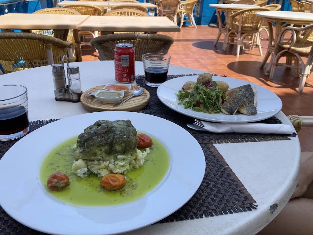 Chris Martin_Fisherman's Inn_Los Gigantes_review