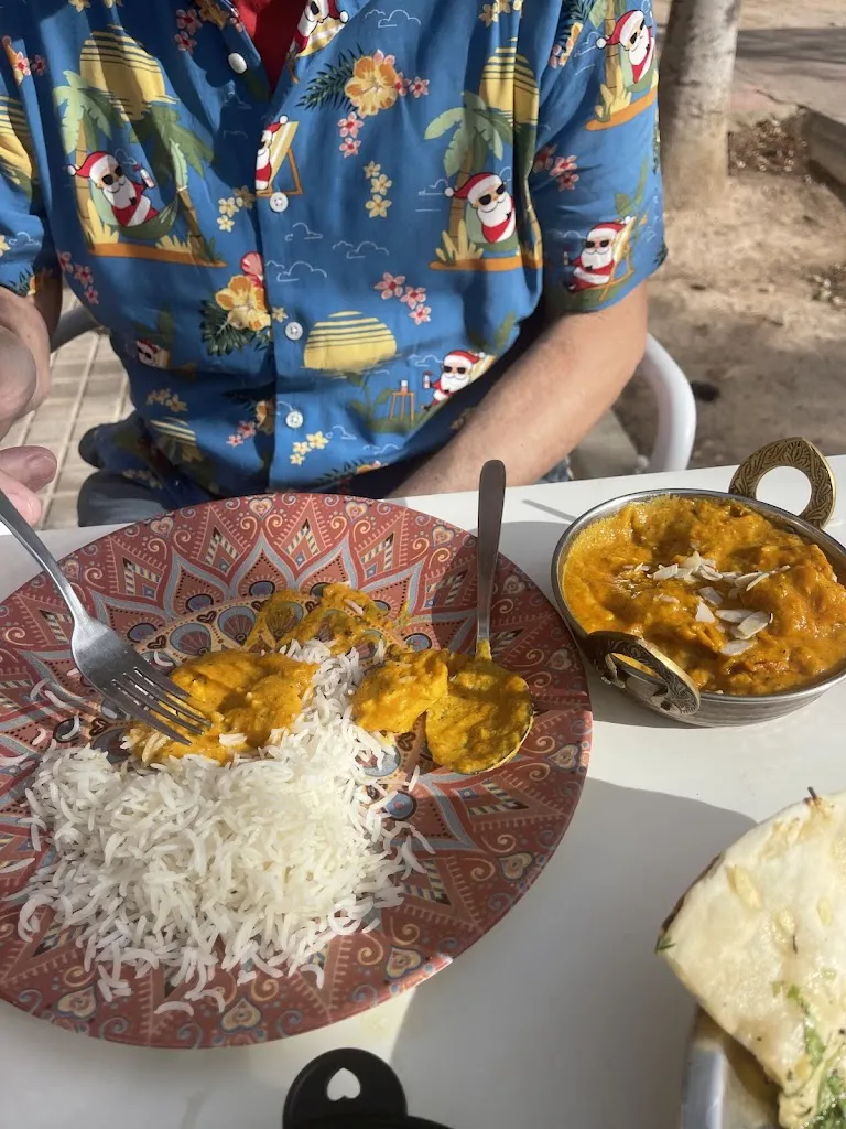 Kenneth Lowrie_Bombay Hindu restaurant Elche_Elche/Elx_recensione