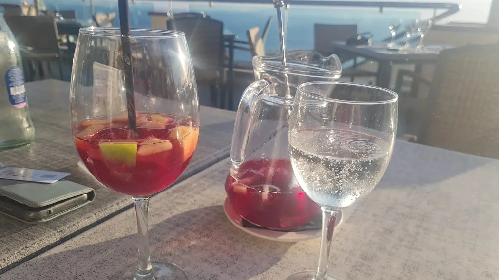 Regency Restaurant_Los Gigantes_slider_image_2