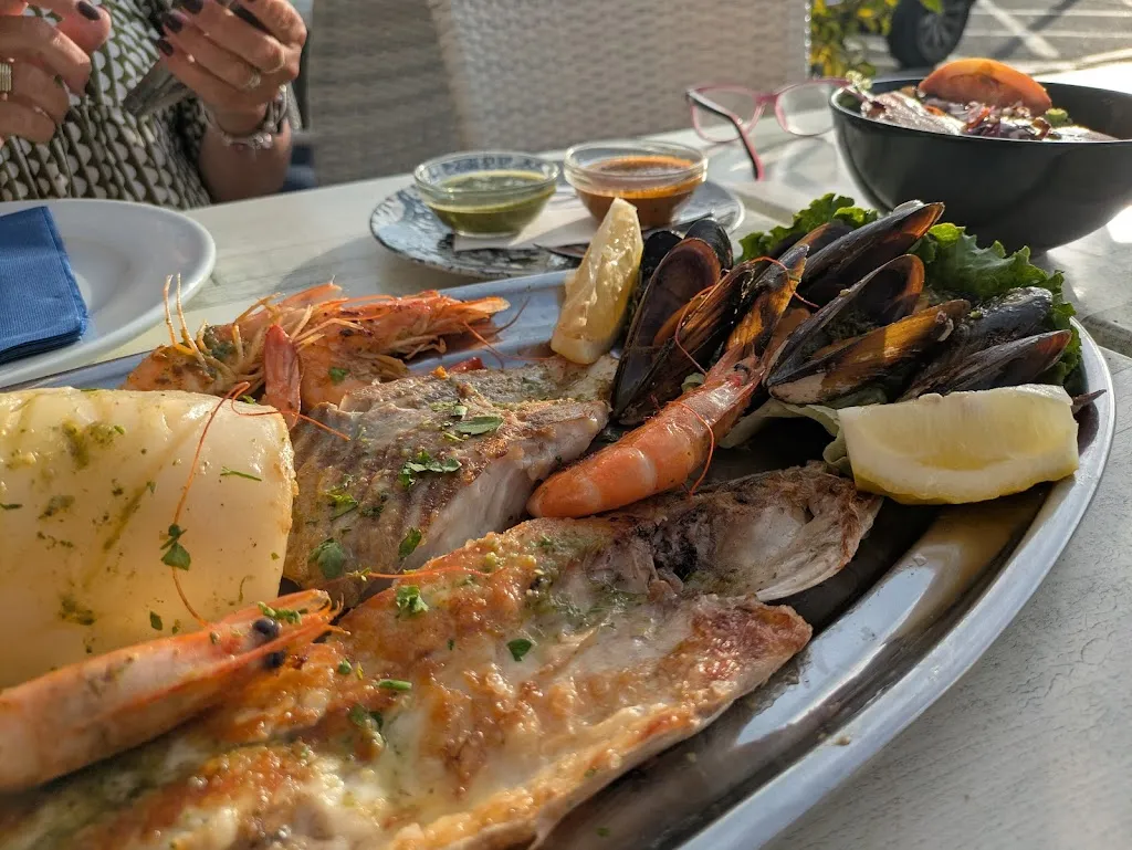 Tim Piloni_Maria Rosa_Los Gigantes_review