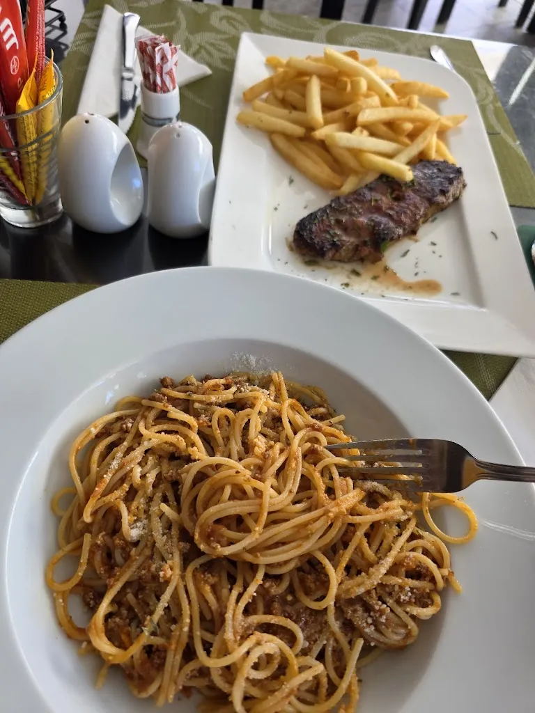 Umut Özden_Restaurante El pescador ll_Los Gigantes_review