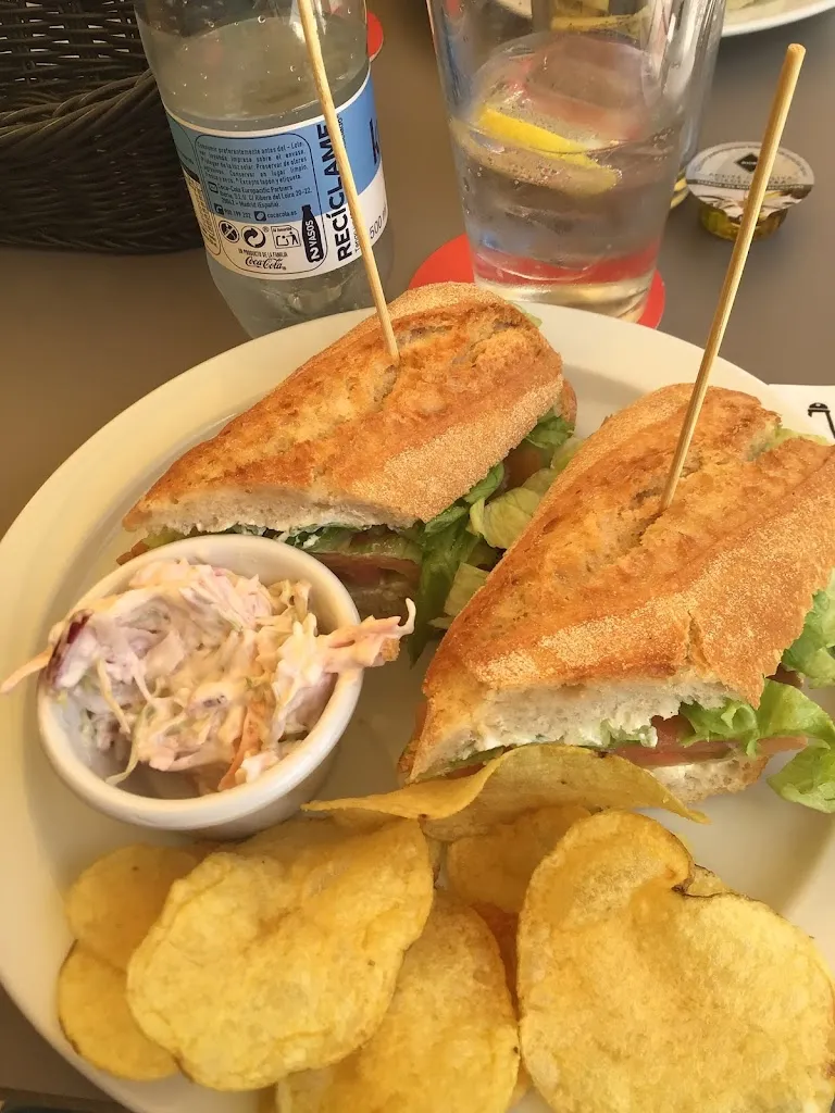 The real Anne k herself_Green Corner_Los Gigantes_review