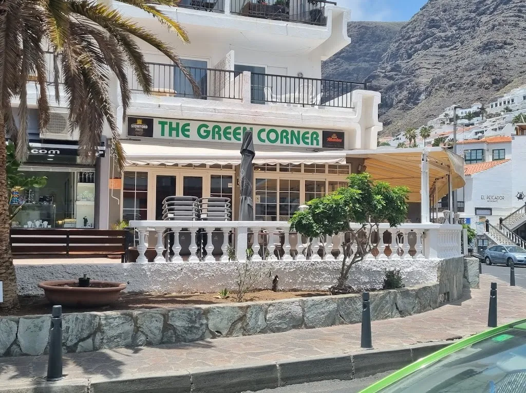 Green Corner_Los Gigantes_slider_image_1