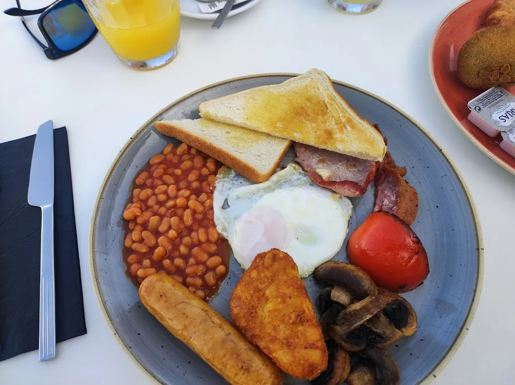 Las Rosa's - George's Bar & Restaurant_Los Gigantes_slider_image_2