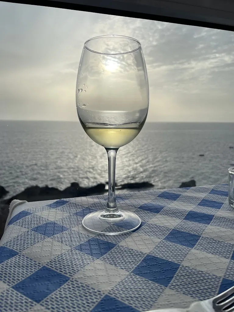 Ádám Németh_Restaurante Los Corales_Los Gigantes_review