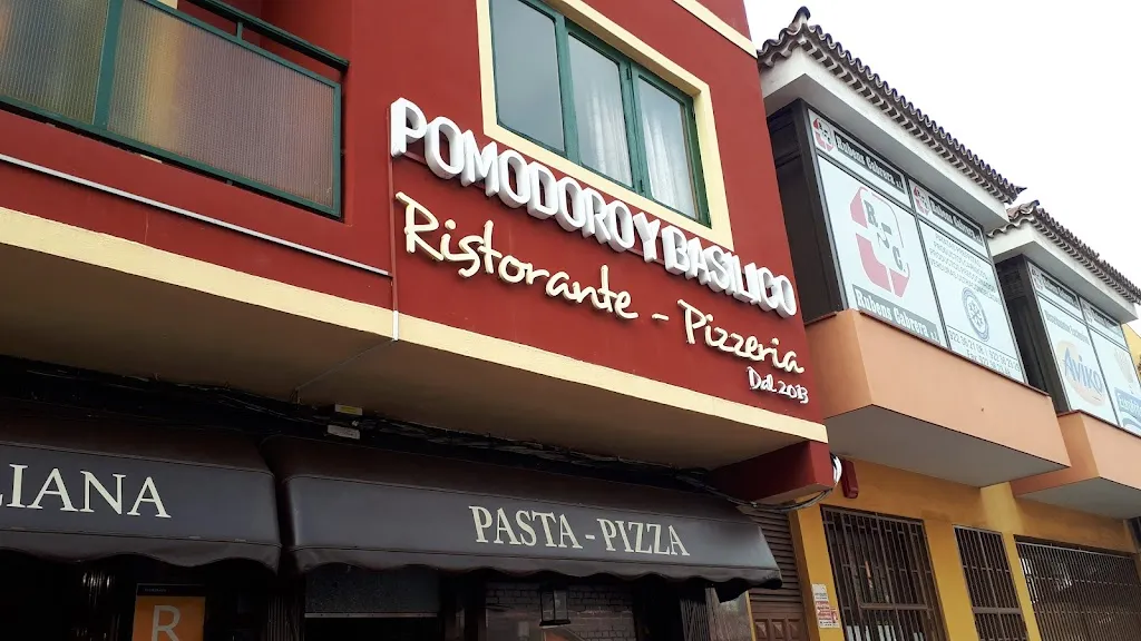Pomodoro Y Basilico restaurant in Los Realejos