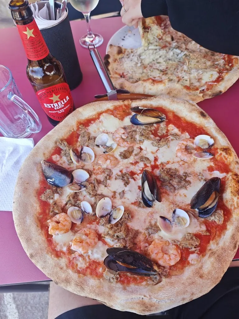 Pizzería la Artesana_Los Realejos_slider_image_2