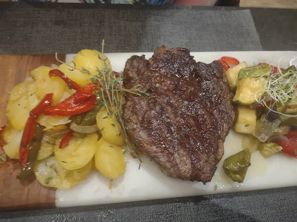 Ian Ainsworth_Fuego & Grano_Provincia de Las Palmas_review