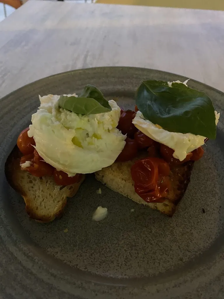 Paula J._INSÓLITO BISTRÓ PLAYA DEL INGLÉS Italian restaurant & Pizza_Maspalomas_Bewertung