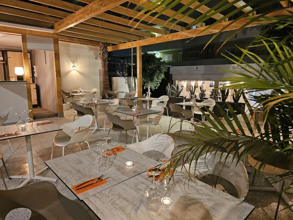 INSÓLITO BISTRÓ PLAYA DEL INGLÉS Italian restaurant & Pizza ristorante a Maspalomas