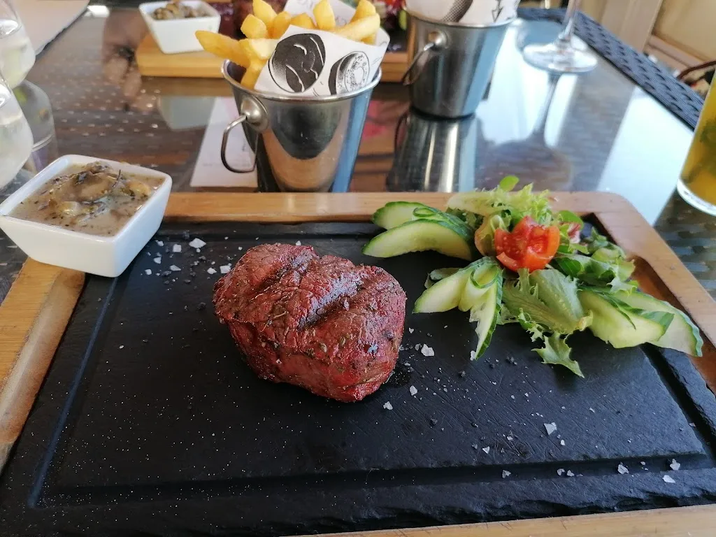 Menu_West End Restaurant - Burguers and Steakhouse in Maspalomas_Maspalomas_image_8