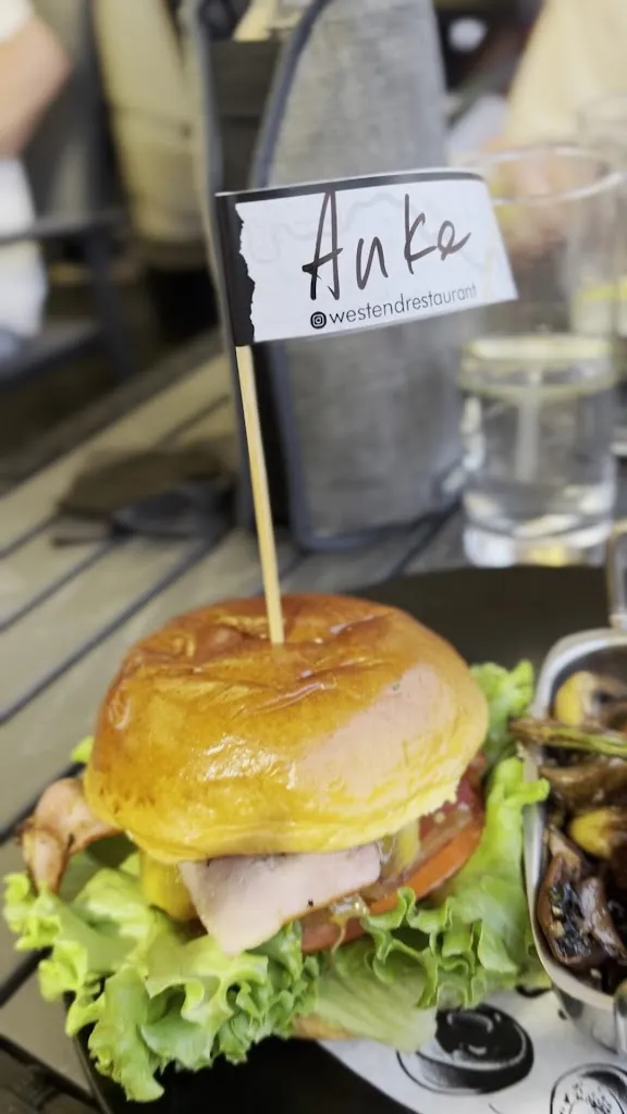 West End Restaurant - Burguers and Steakhouse in Maspalomas_Maspalomas_slider_image_2