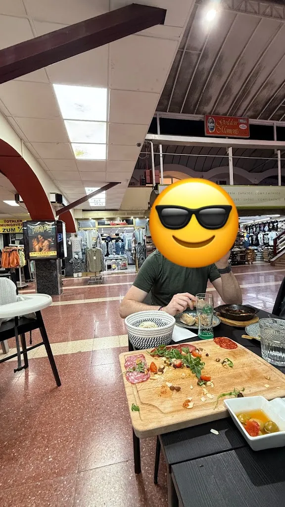 Kirsten Reisdorf_LA PERLA NEGRA _Maspalomas_review