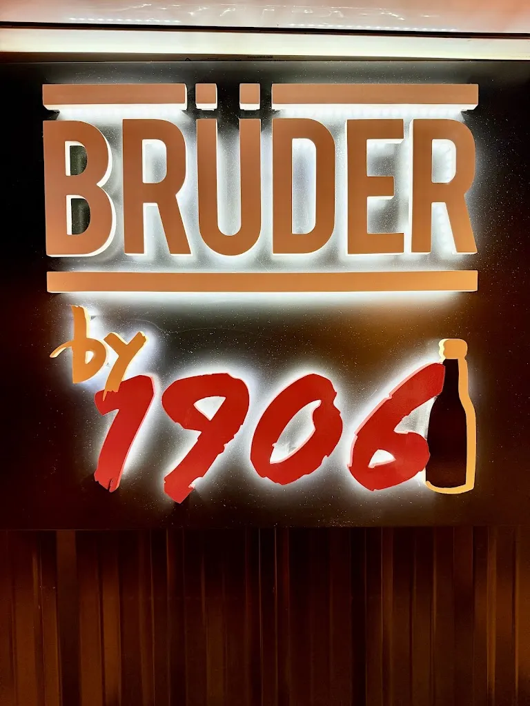 Sampo Tall_Brüder By 1906_Maspalomas_review