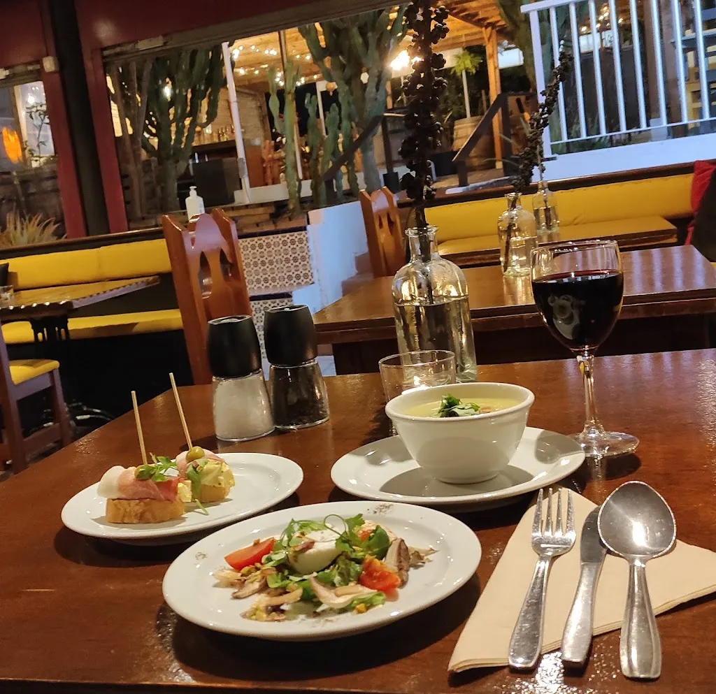 El Saloon_Maspalomas_slider_image_3