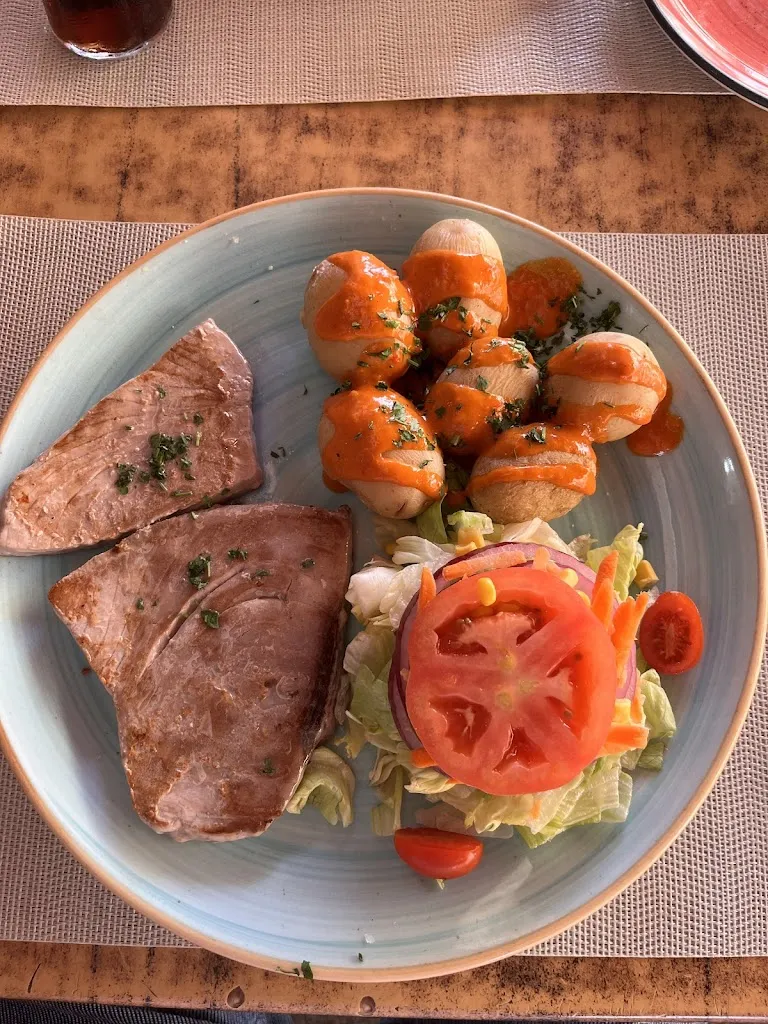 Rony Wang_Taberna El Picoteo_Maspalomas_review