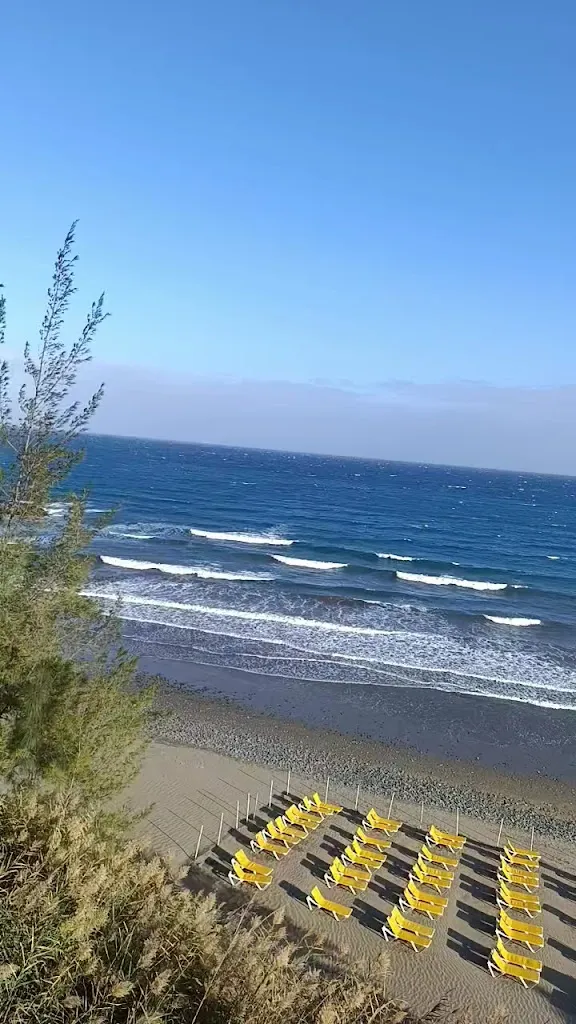 Mr Saika_Sunset Bay_Maspalomas_review