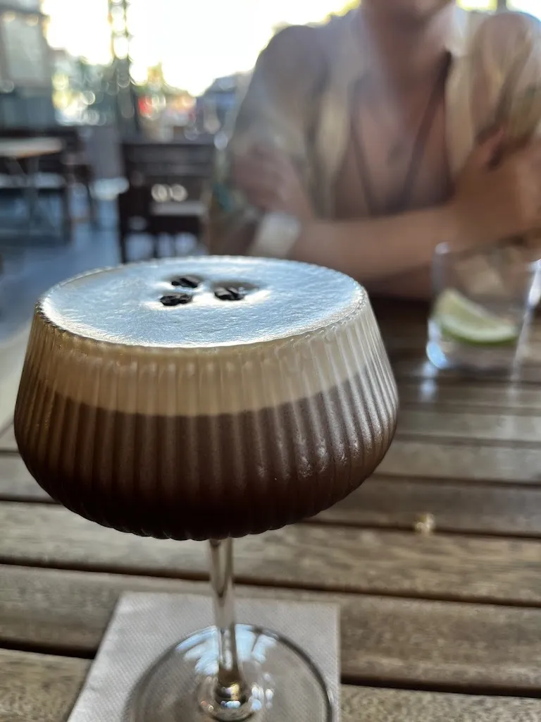 Manus Corduff_Good Vibes - cocktail bar and restaurant_Maspalomas_review