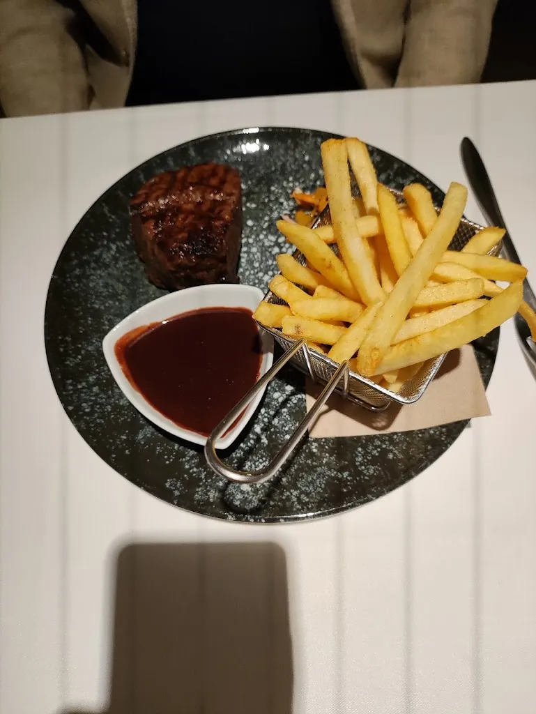 Carol Elliott_Dreams Restaurant Bar_Playa del Ingles_review