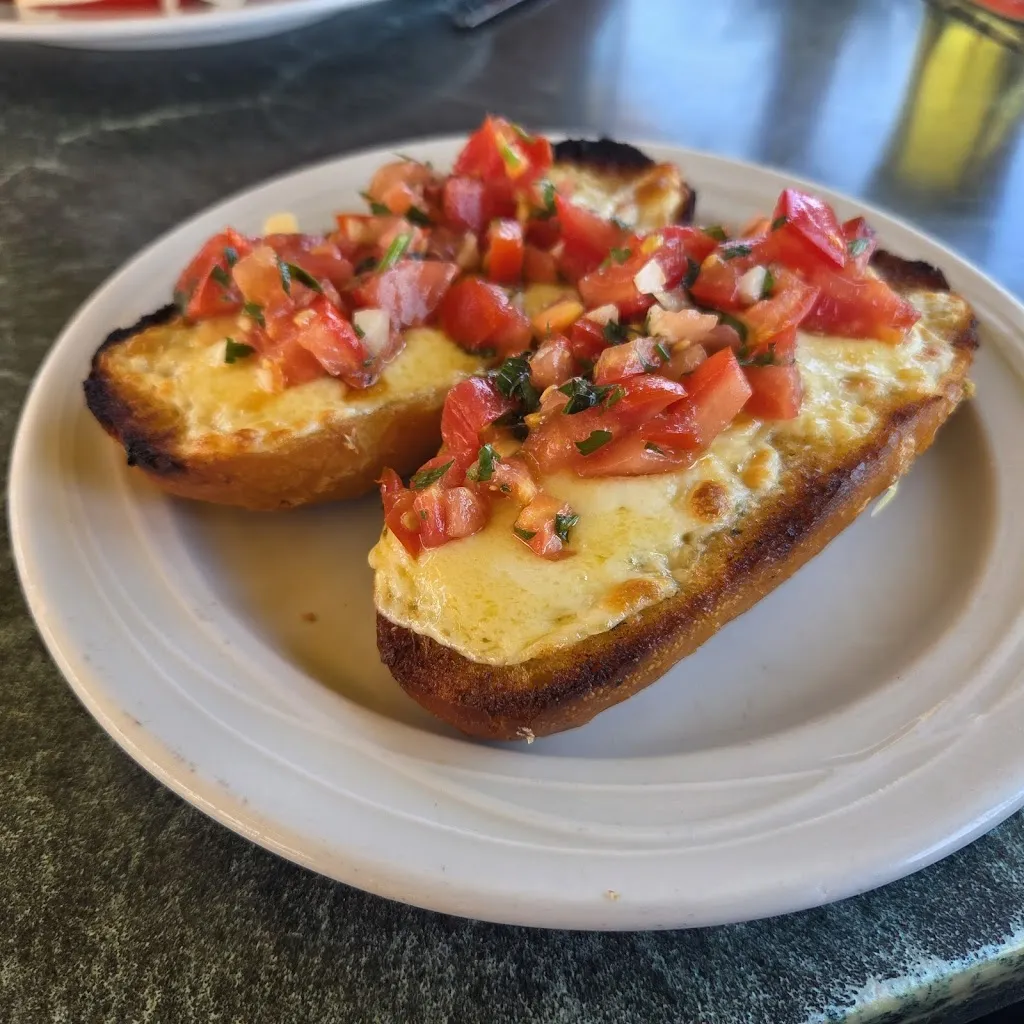 James Corker_La Sirena_Playa del Ingles_review