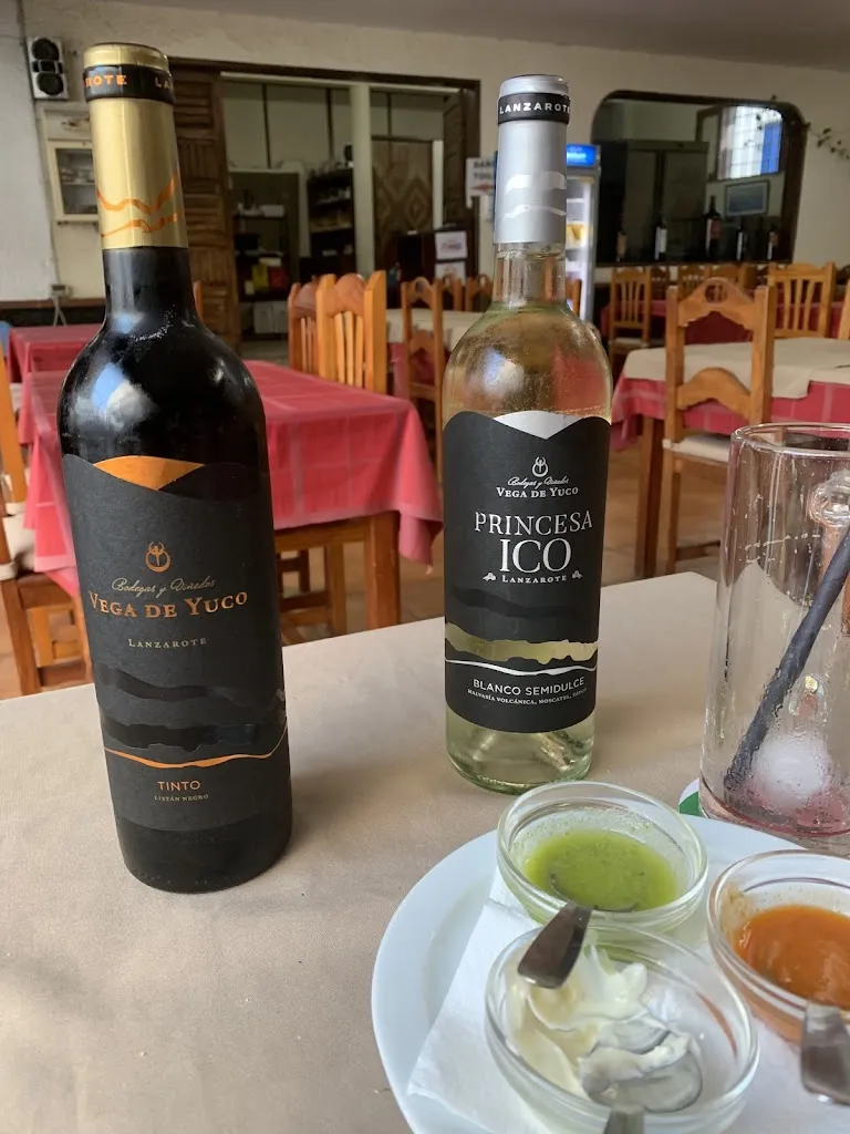 Toon Toon_Bar Palenke_Punta de Mujeres_review