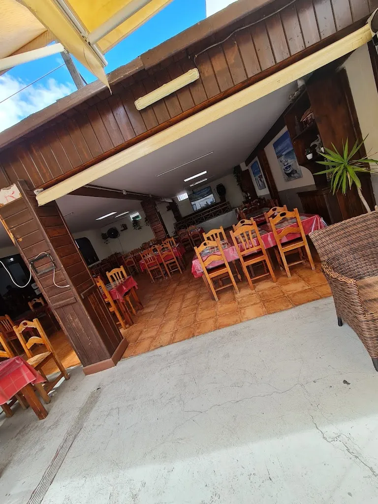 Bar Palenke restaurant in Punta de Mujeres