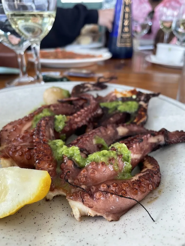 Ralitsa Nikolaeva Radneva_Restaurante Sol Y Luna_Punta de Mujeres_recensione