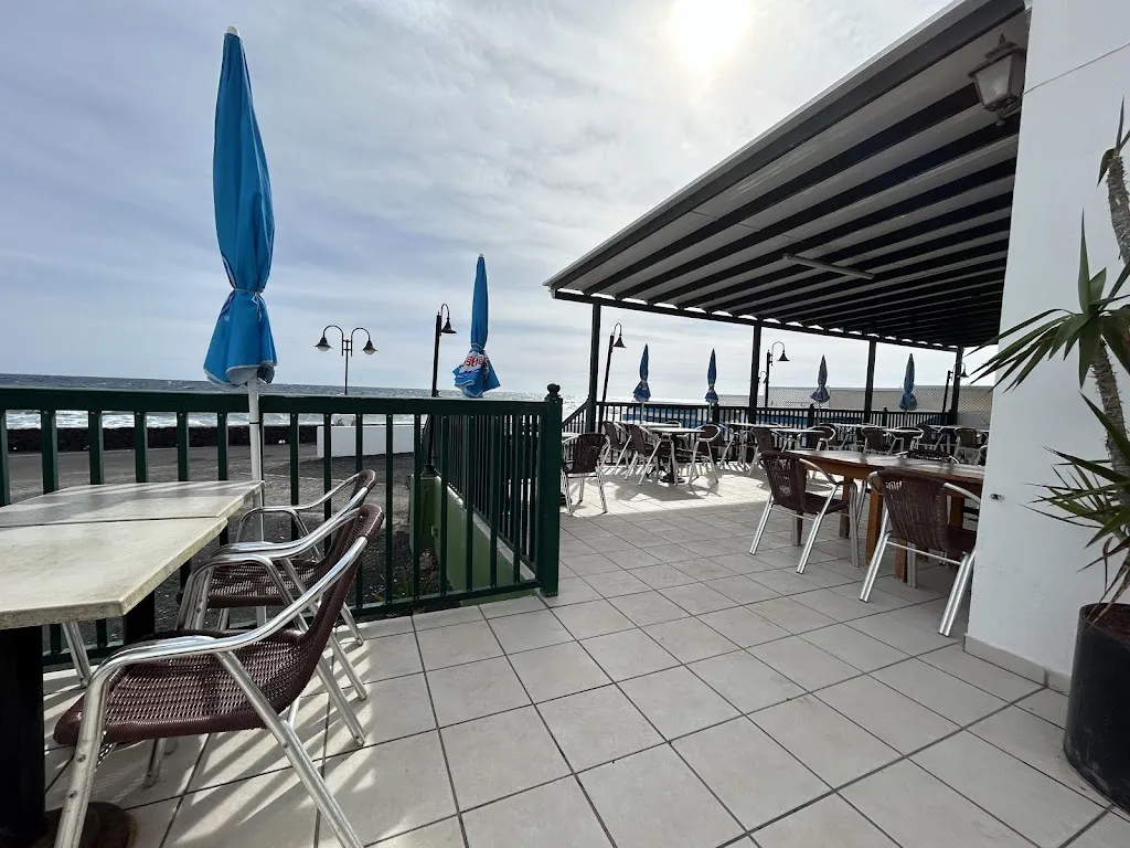 Restaurante Sol Y Luna restaurant in Punta de Mujeres