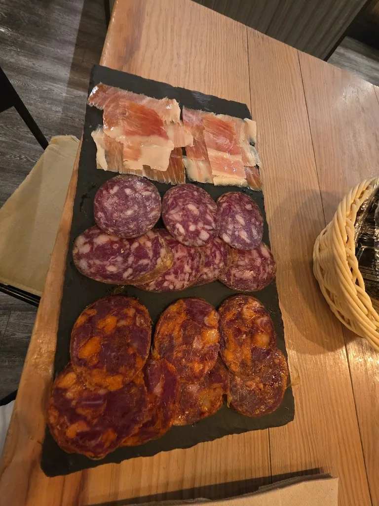 Mathijs van Selm_Bistro Bar Paprika Realejo_Realejo Alto_review