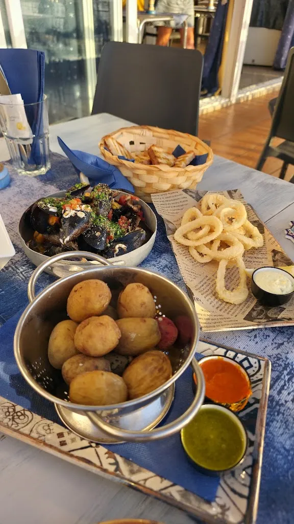 Will Butterworth_Bocaditos y Mar_Playa de las Américas_review